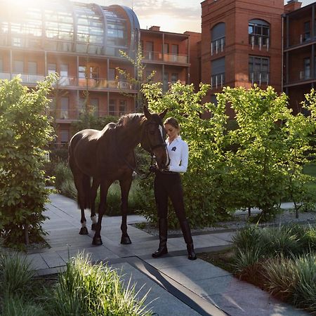 City Park Hotel & Residence Poznan Dış mekan fotoğraf The proposed equestrian facilities